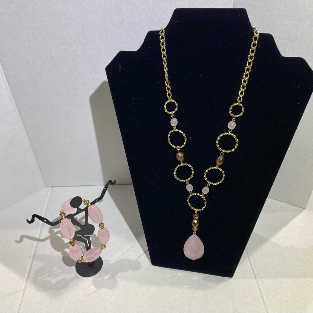 Elegant Gold and Pink Necklace and Bracelet Set